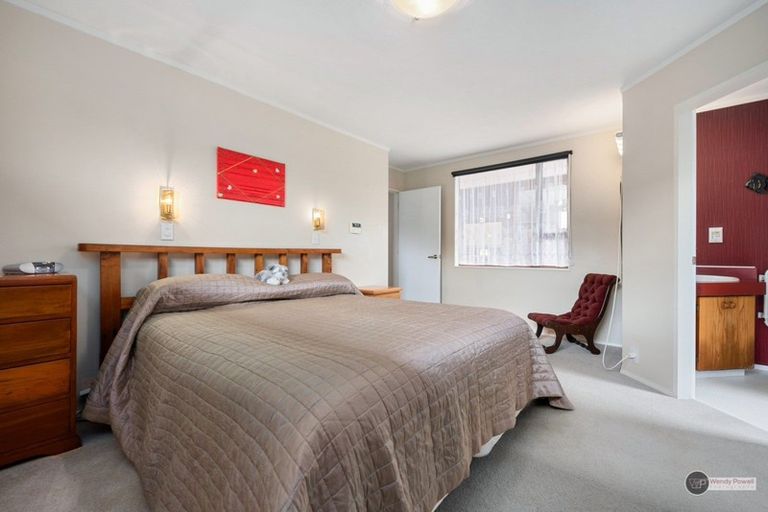 Photo of property in 1 Terrys Place, Kelson, Lower Hutt, 5010