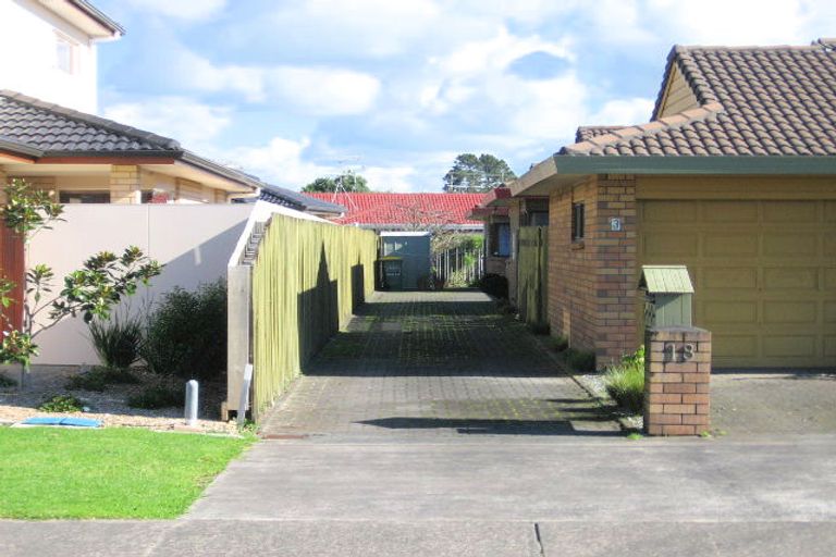 Photo of property in 1/18 Milton Road, Orewa, 0931