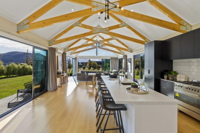 Photo of property in 3 Glenfiddich Road, Jacks Point, Queenstown, 9371