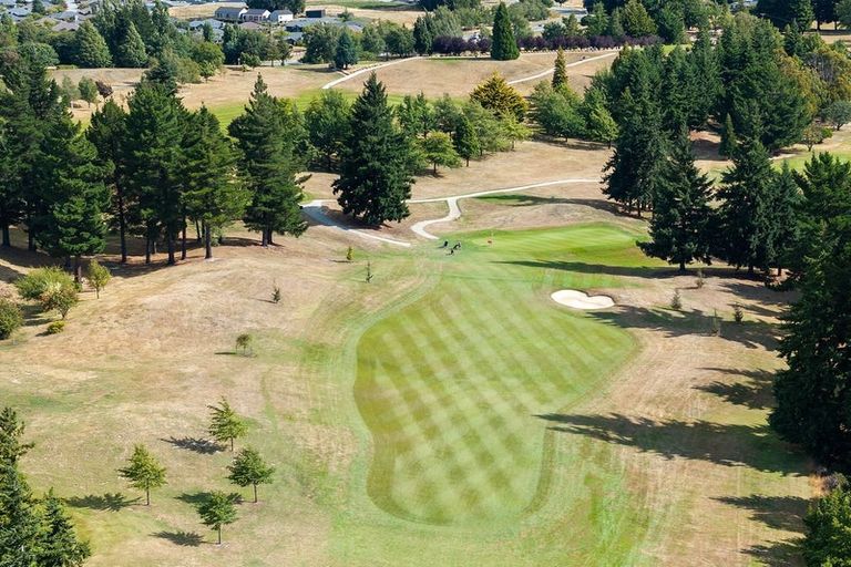 Photo of property in 16 Tenby Street, Wanaka, 9305