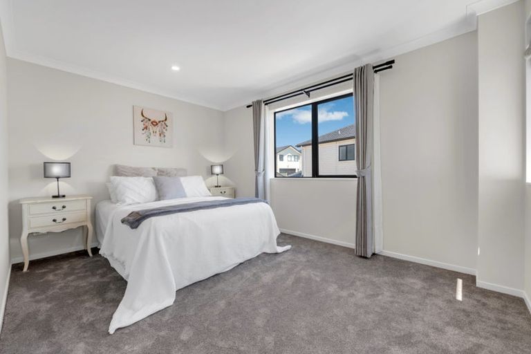 Photo of property in 60 Elevation Street, Flat Bush, Auckland, 2019