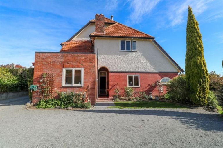 Photo of property in 35 Selwyn Street, Maori Hill, Timaru, 7910