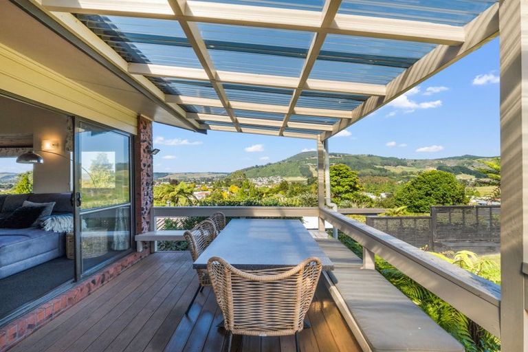 Photo of property in 49 Grand Vue Road, Kawaha Point, Rotorua, 3010