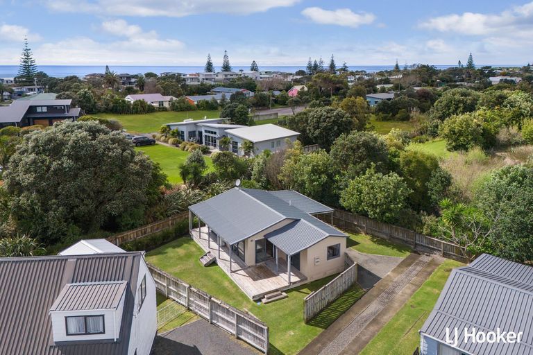 Photo of property in 5b Didsbury Drive, Waihi Beach, 3611
