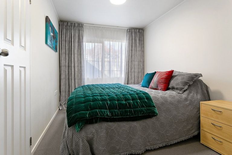 Photo of property in 82 Moore Street, Leamington, Cambridge, 3432