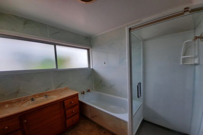 Photo of property in 5 Murvale Drive, Bucklands Beach, Auckland, 2014