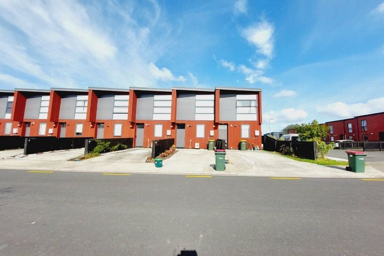 Photo of property in 4 Dignity Street, Papakura, 2110