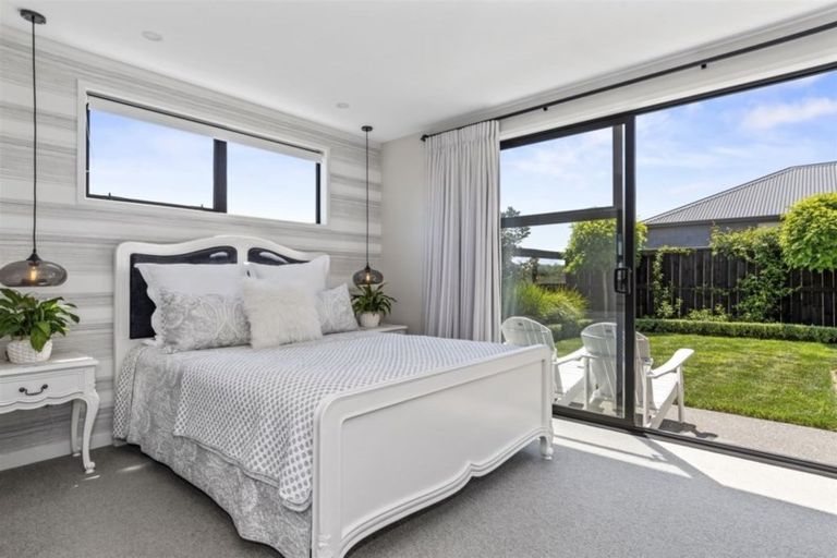 Photo of property in 6 Franks Way, Papamoa Beach, Papamoa, 3118