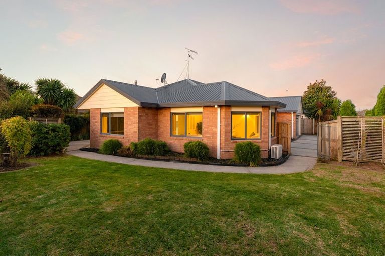 Photo of property in 23 Northmeadow Drive, Rototuna, Hamilton, 3210