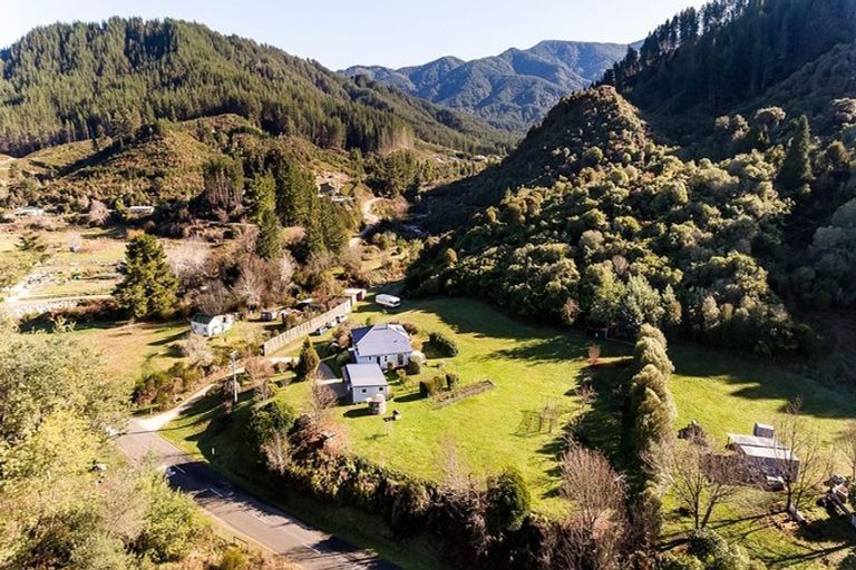 Photo of property in 860 Motueka River West Bank Road, Motueka Valley, Motueka, 7196
