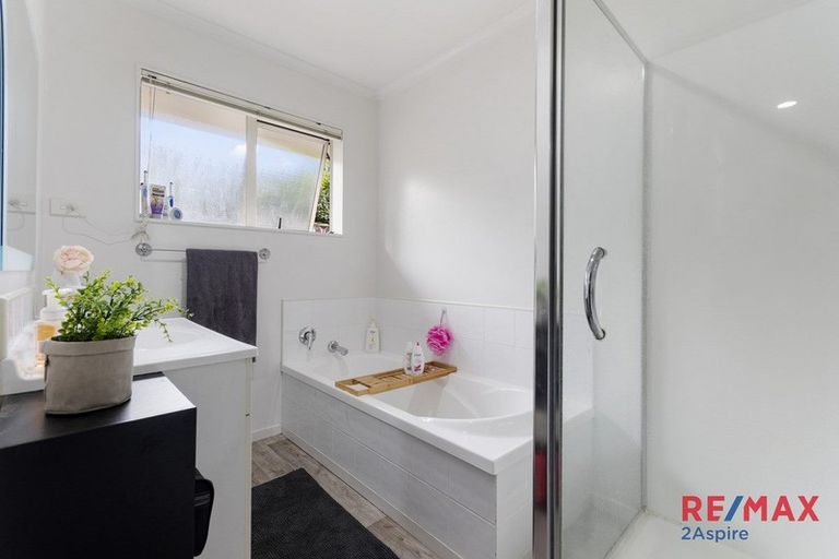 Photo of property in 11b Albert Street, Pukekohe, 2120