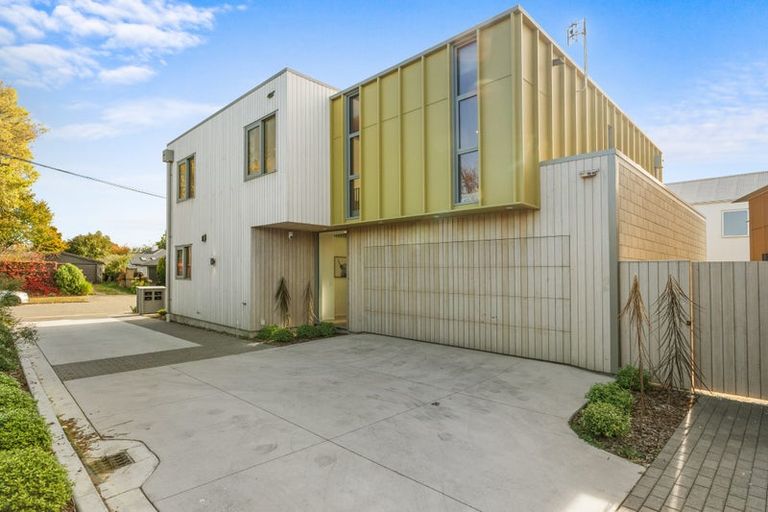 Photo of property in 1/42 Browns Road, St Albans, Christchurch, 8014