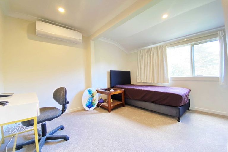 Photo of property in 33 Polo Prince Drive, Totara Park, Manurewa, 2576