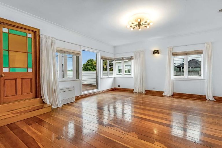 Photo of property in 29 Carlton Road, Pukekohe, 2120