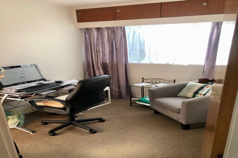 Photo of property in 2/13 Walter Street, Hauraki, Auckland, 0622