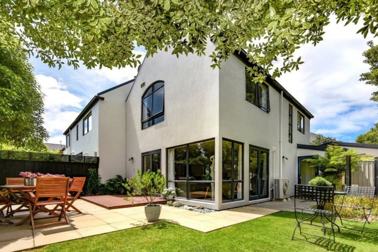 Photo of property in 4/44 London Street, Richmond, Christchurch, 8013