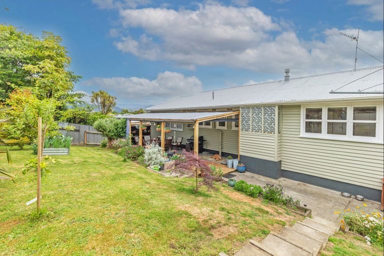 Photo of property in 5 Highbury Drive, Levin, 5510