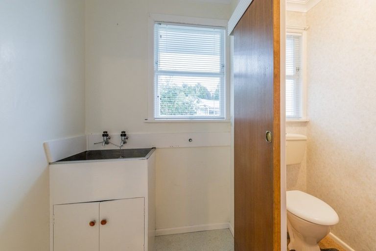 Photo of property in 5 Ely Place, Levin, 5510