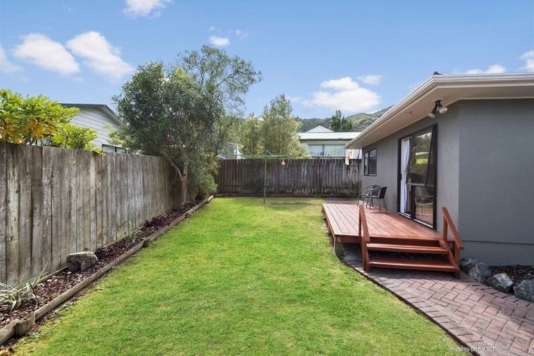 Photo of property in 3b Buller Grove, Naenae, Lower Hutt, 5011