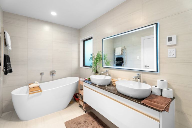Photo of property in 9 Hermes Road, Flat Bush, Auckland, 2019