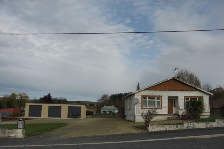 Photo of property in 18 Colonsay Street, Lawrence, 9532