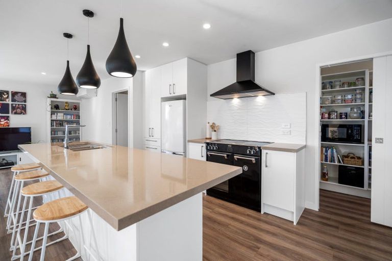 Photo of property in 69 Harding Drive, Papamoa Beach, Papamoa, 3118