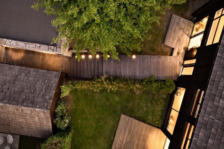 Photo of property in 12 Arran Lane, Jacks Point, Queenstown, 9371