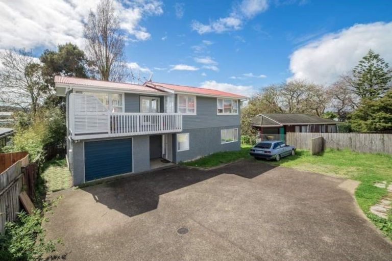 Photo of property in 2/53 Bruce Road, Glenfield, Auckland, 0629