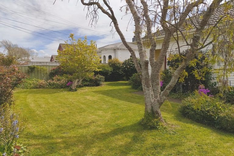 Photo of property in 143 Waiwhetu Road, Waterloo, Lower Hutt, 5011
