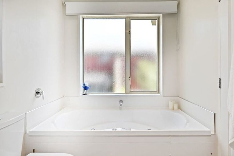 Photo of property in 12 Clematis Place, Wigram, Christchurch, 8042