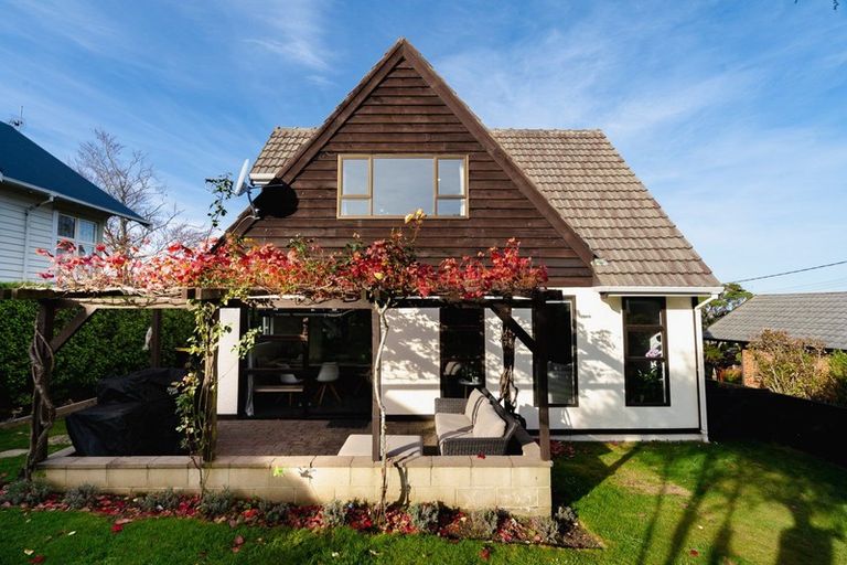 Photo of property in 3 Granville Terrace, Belleknowes, Dunedin, 9011