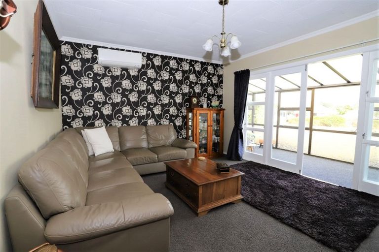 Photo of property in 94 Stanners Street, Eltham, 4322
