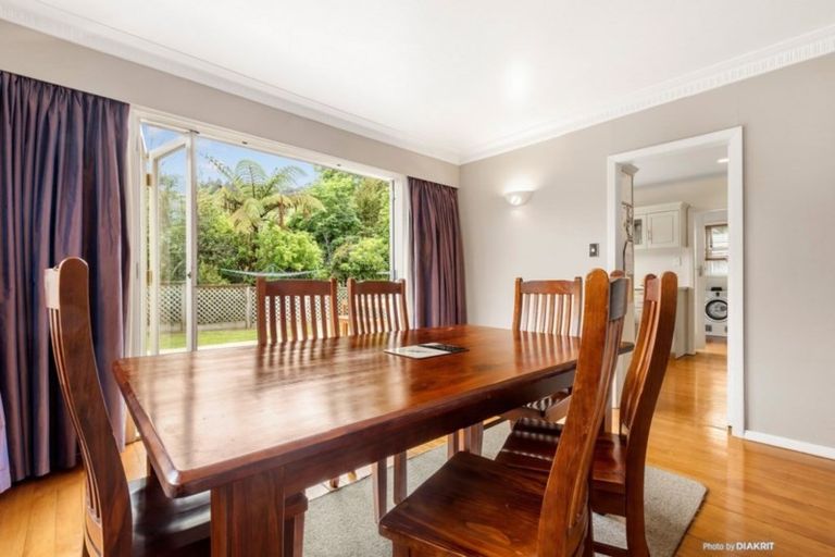Photo of property in 13 Deller Grove, Silverstream, Upper Hutt, 5019