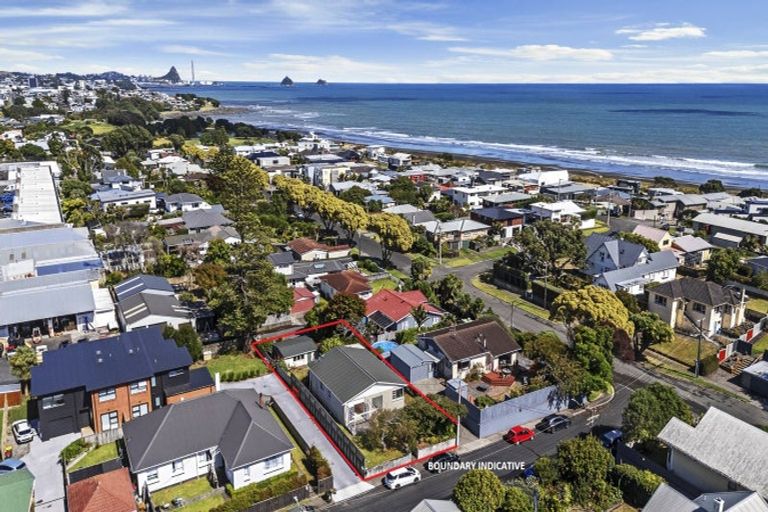 Photo of property in 6 Henui Street, Strandon, New Plymouth, 4312