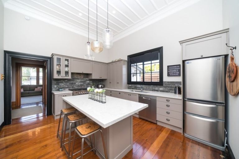 Photo of property in 1 Tamar Street, Rongotea, 4476