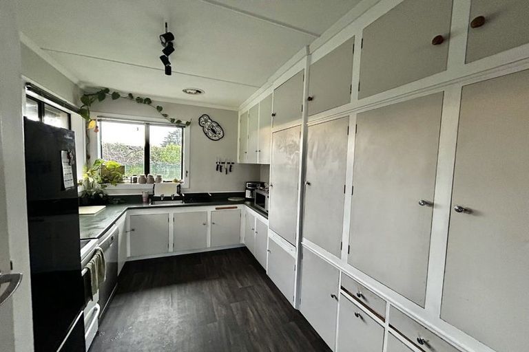 Photo of property in 36 Mackenzie Street, Winton, 9720