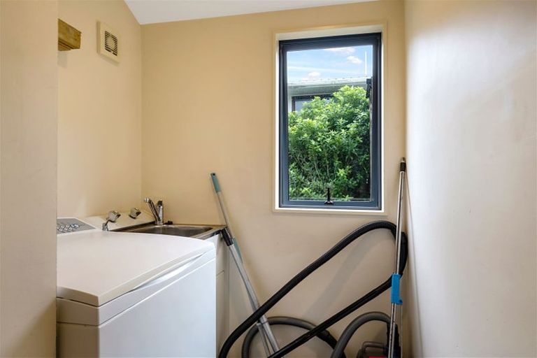 Photo of property in 25a Rehia Road, Massey, Auckland, 0614