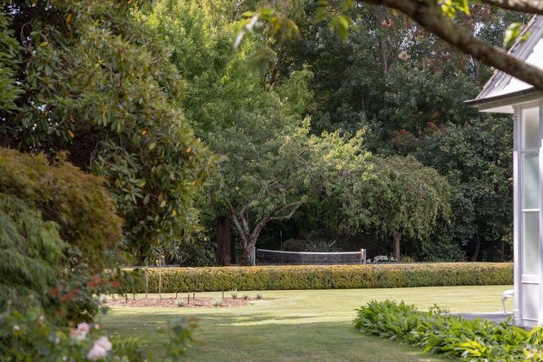 Photo of property in 209 Lyndhurst Road, Frimley, Hastings, 4120