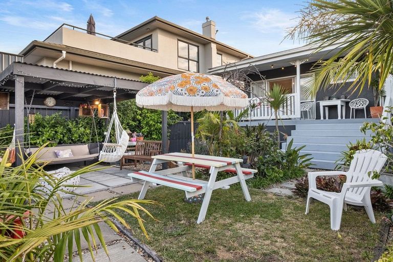 Photo of property in 26 Riverton Road, Mount Maunganui, 3116