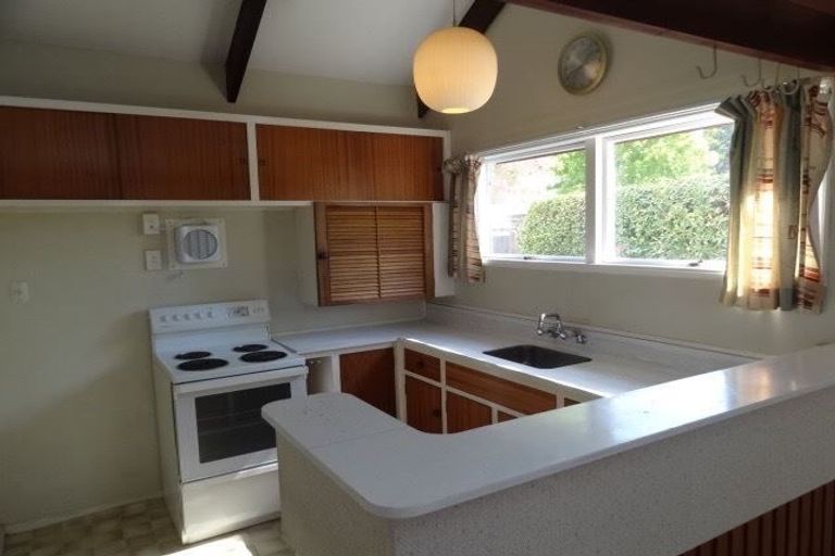 Photo of property in 2/23 Glenside Avenue, Ilam, Christchurch, 8041