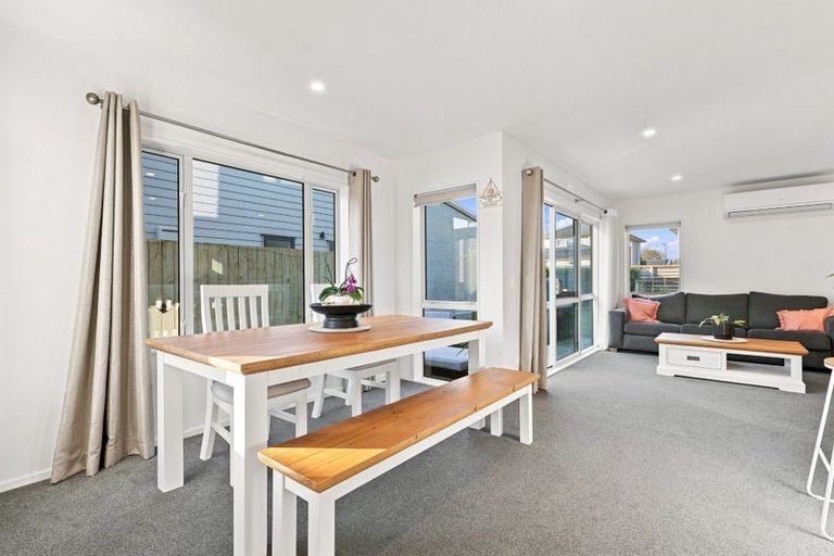 Photo of property in 5 Treestump Road, Takanini, 2112