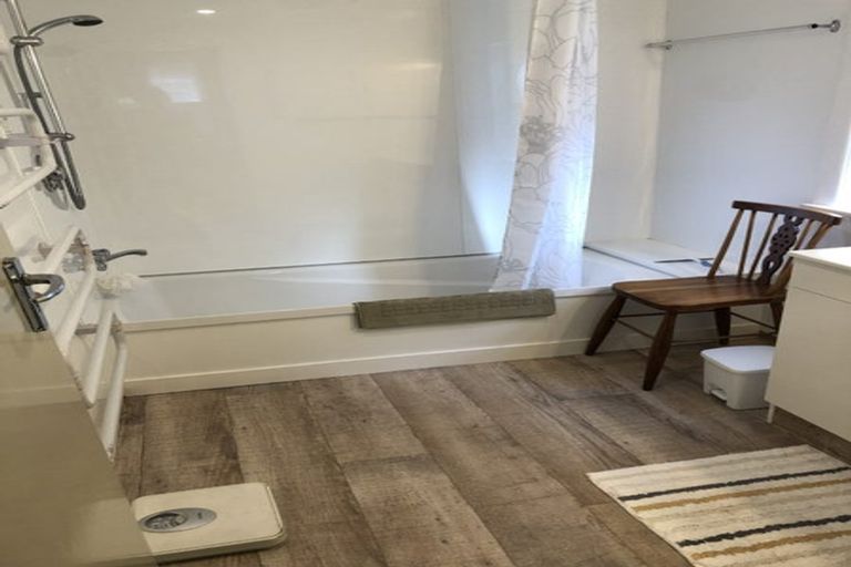 Photo of property in 52a Douglas Street, Okitu, Gisborne, 4010