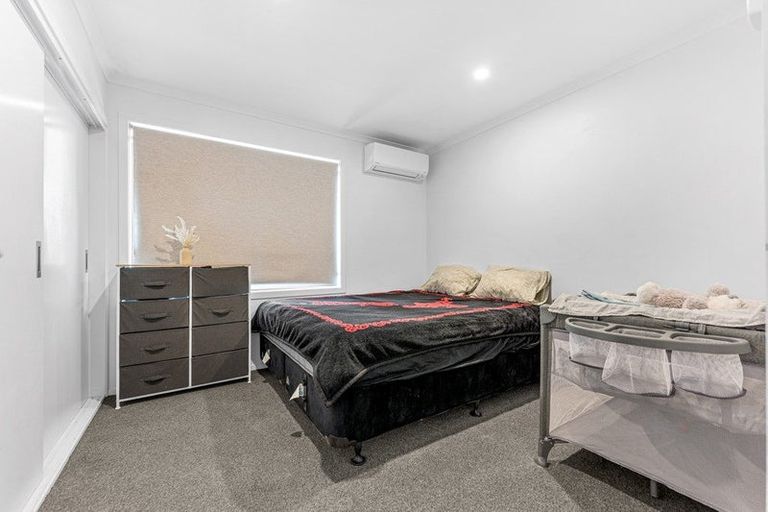 Photo of property in 2/78 Swaffield Road, Papatoetoe, Auckland, 2025