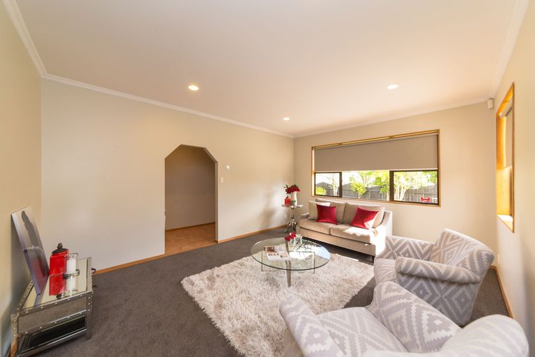 Photo of property in 40 Weston Avenue, Roslyn, Palmerston North, 4414