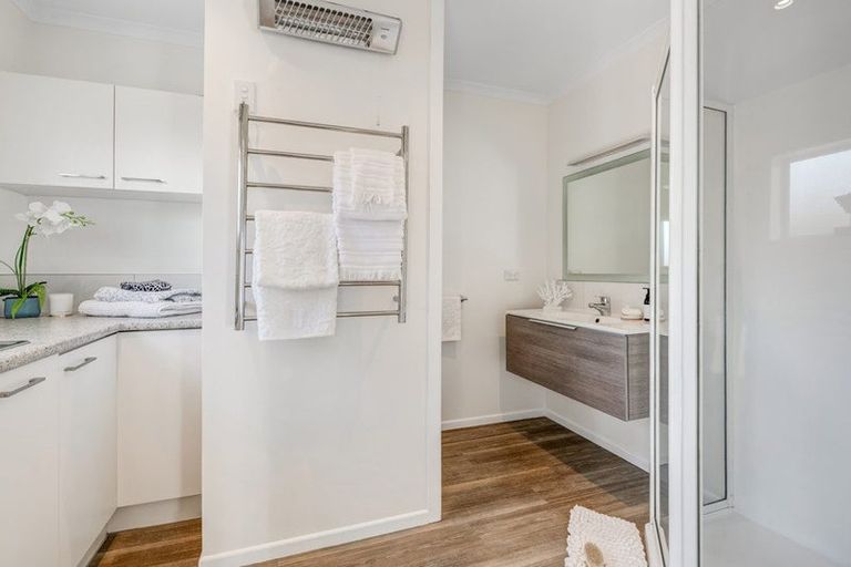 Photo of property in 85a Ladies Mile, Manly, Whangaparaoa, 0930