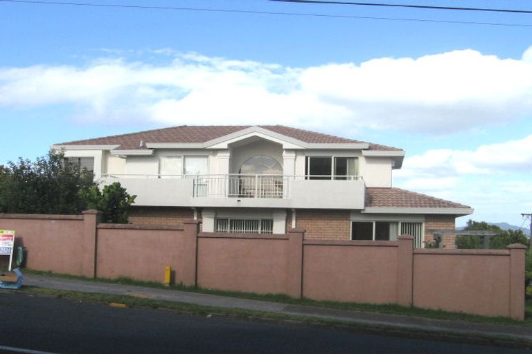 Photo of property in 1/17a Forrest Hill Road, Milford, Auckland, 0620