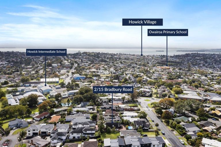 Photo of property in 2/15 Bradbury Road, Botany Downs, Auckland, 2010