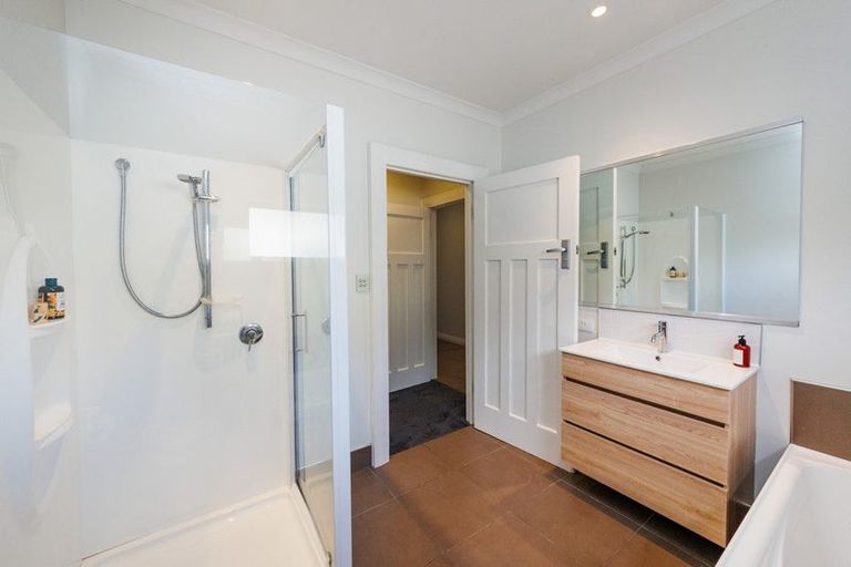 Photo of property in 31 Milverton Avenue, Hokowhitu, Palmerston North, 4410