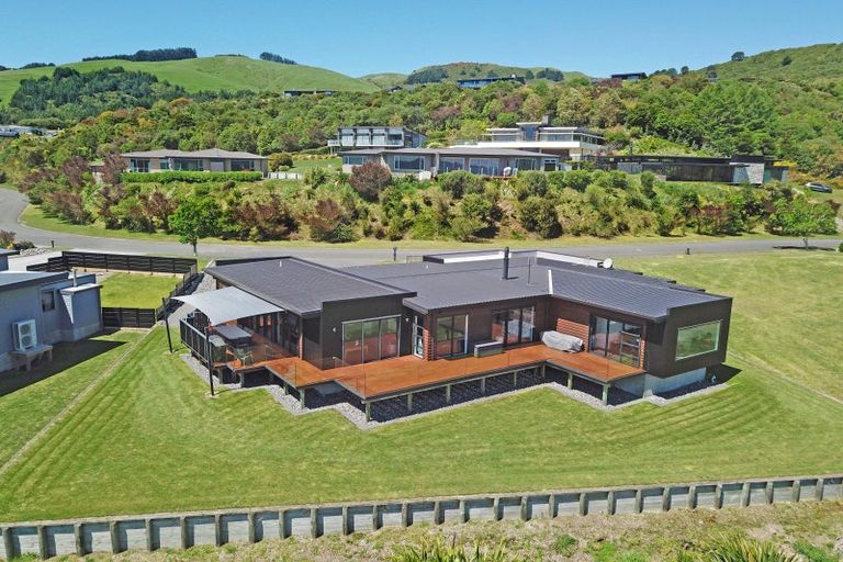 Photo of property in 5 Kittyhawk Drive, Kinloch, Taupo, 3377