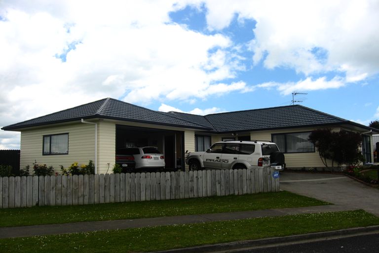 Photo of property in 30 Robert Ross Place, Clendon Park, Auckland, 2103